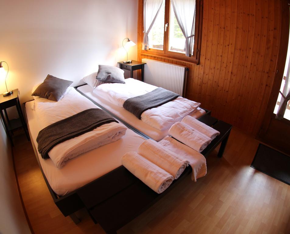 La Pierre A Catillon Moleson 部屋 写真